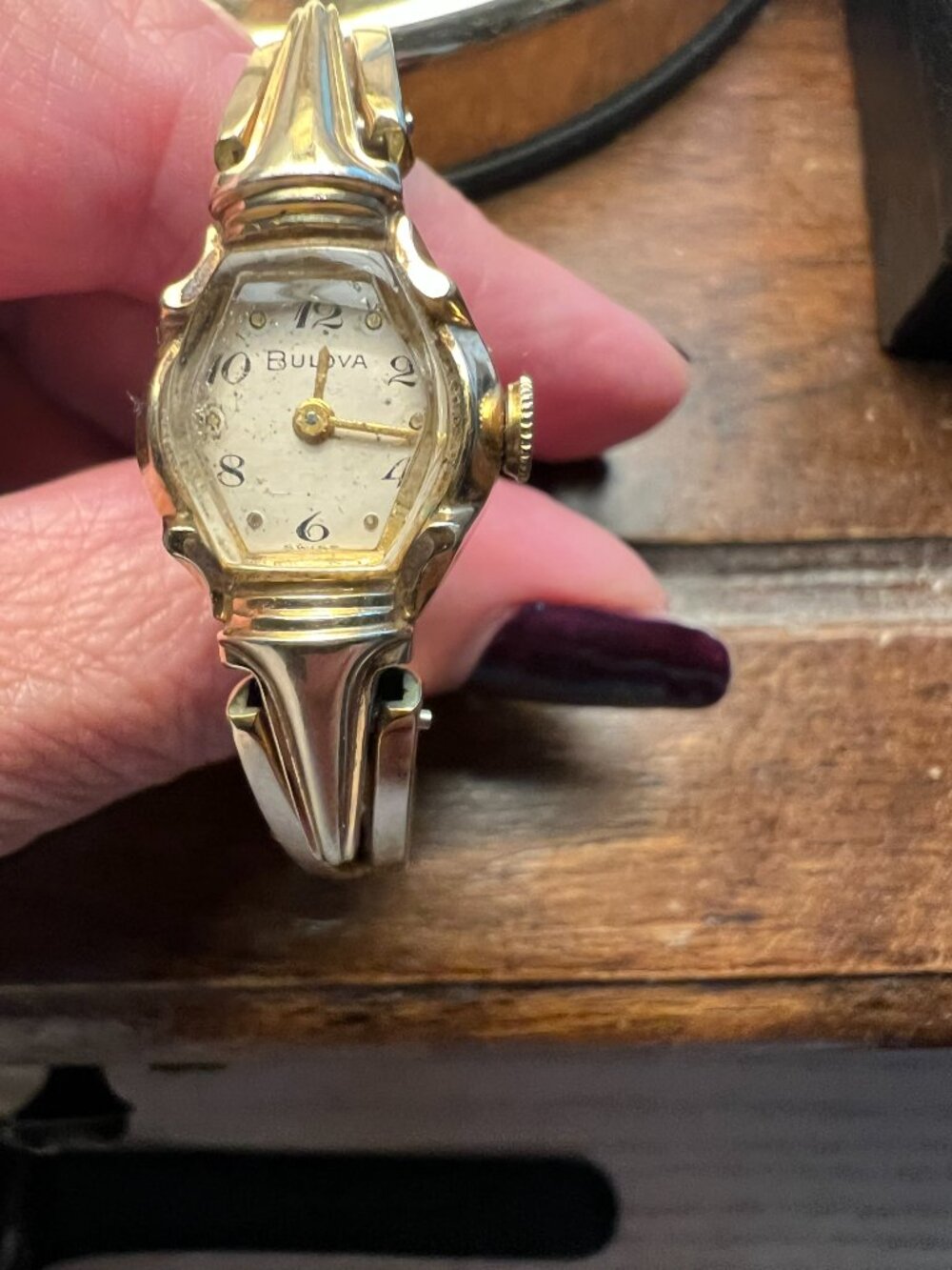 Vintage Bulova Women’s Manual‑Wind Watch – 10K Rolled Gold Plate – 17 Jewels